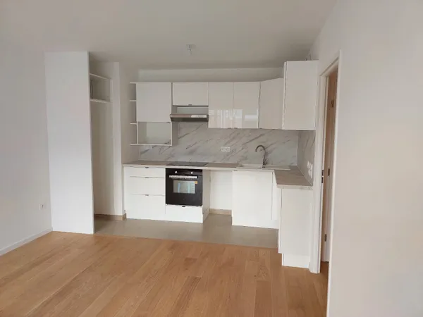 Appartement 3p NEUF - Suresnes