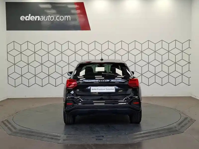 Audi Q2 35 tdi 150 s tronic 7 — photo 6