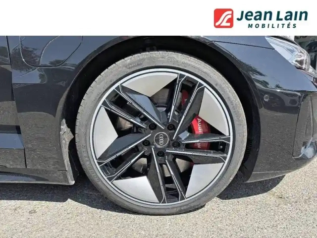 Audi E-Tron gt 476 ch quattro — photo 27