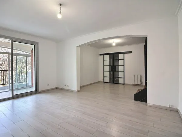 Appartement type 3 St Cyr/mer centre ville