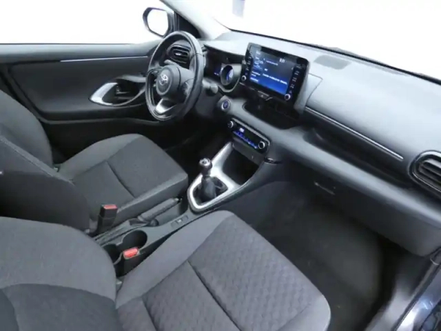 Toyota Yaris 120 vvt-i design — photo 17