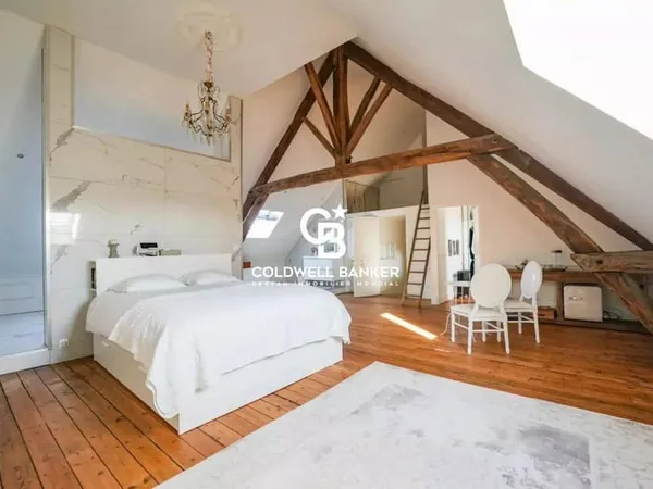 Maison de ville 10 pièces 259 m²