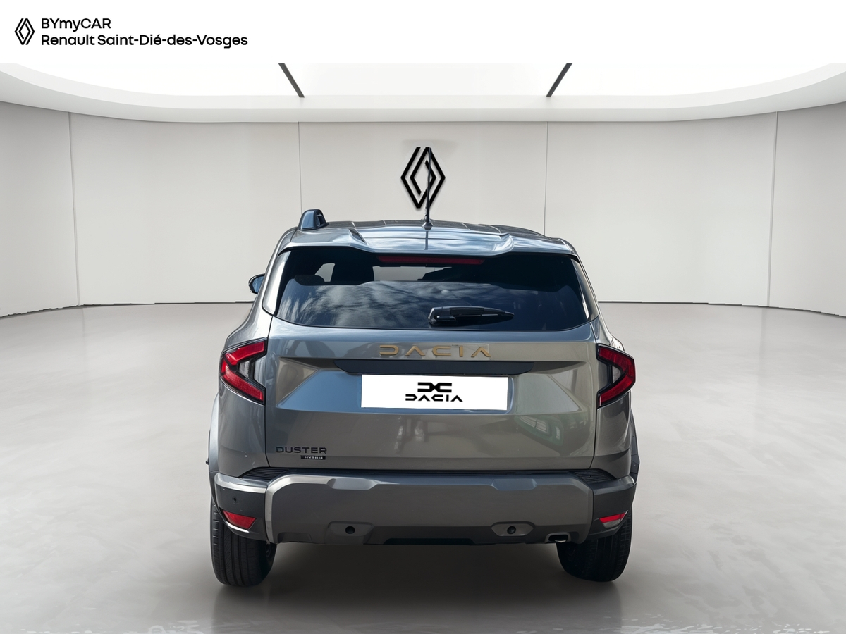 Dacia Duster Hybrid 155 — photo 4