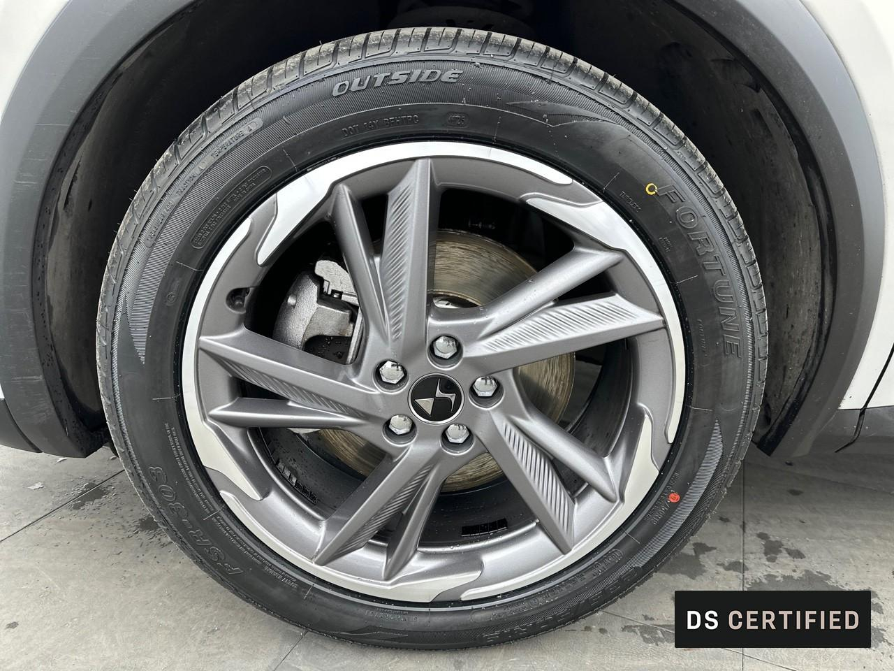 Ds Ds 7 crossback crossback hybride e-tense 225 eat8 ligne noire — photo 16