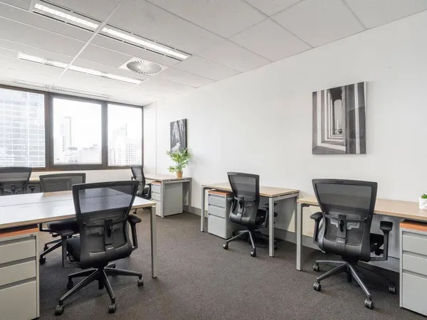 Bureau 175 m²