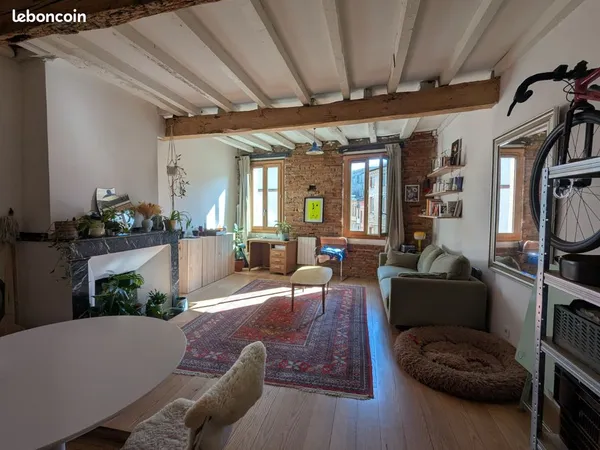 Appartement T2 52m2 Arnaud Bernard Libre