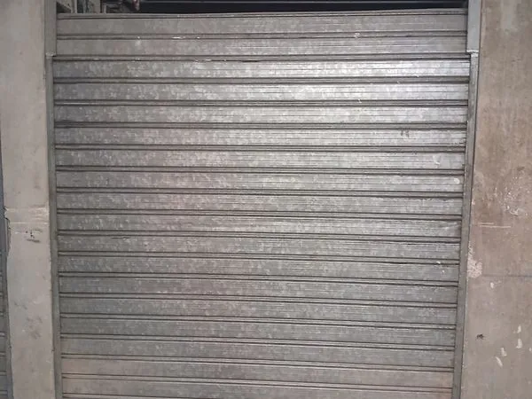 Rare-deux box fermes - chaville ( 92370 )