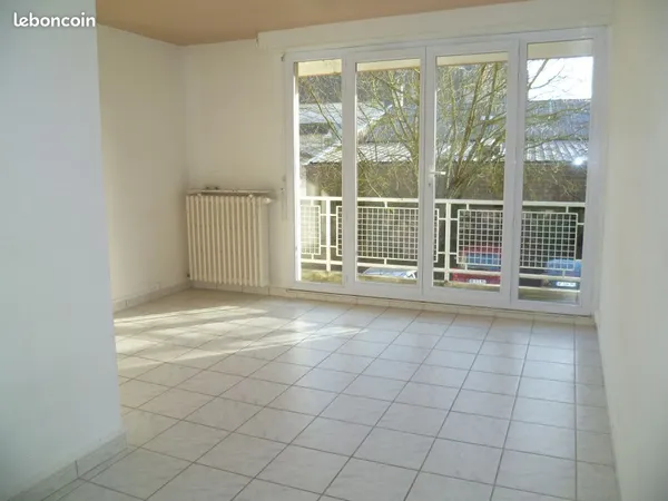 Studio 1 pièce 28 m²
