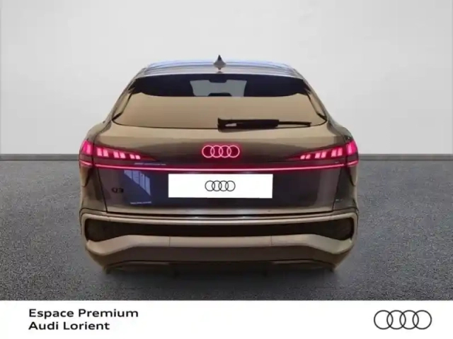 Audi Q3 sportback 1.5 e-hybrid 272ch s line s tronic 6 — photo 5
