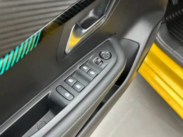 Peugeot 208 puretech 100 s&amp;s bvm6 — photo 85