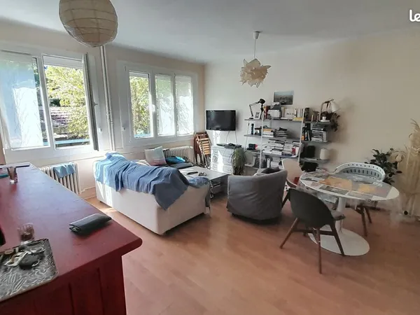 CHERCHE COLOC 57m² à NEUILLY-PLAISANCE