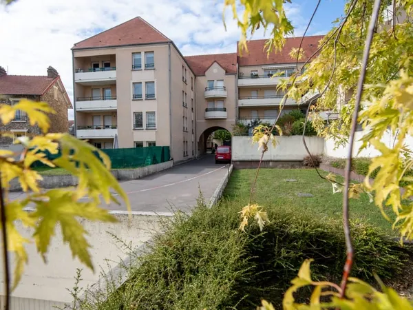 Appartement F3 en rez de jardin (terrasse + jardin de 48m2)