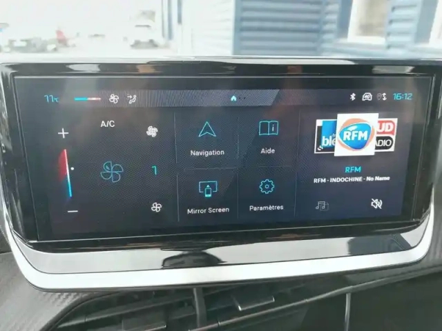 Peugeot 208 puretech 75 s&amp;s bvm5 — photo 20