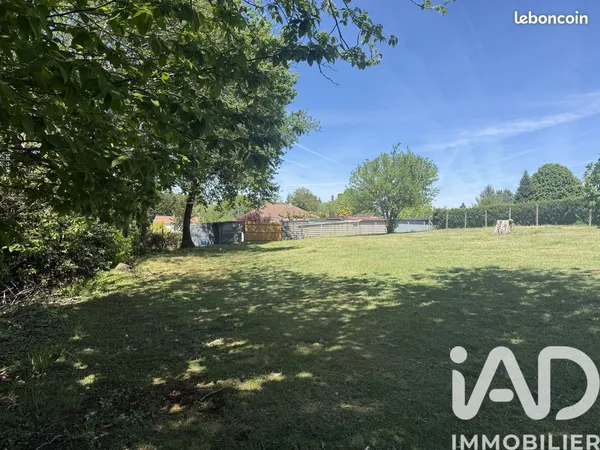 Terrain 1415 m² BONNAC-LA-COTE