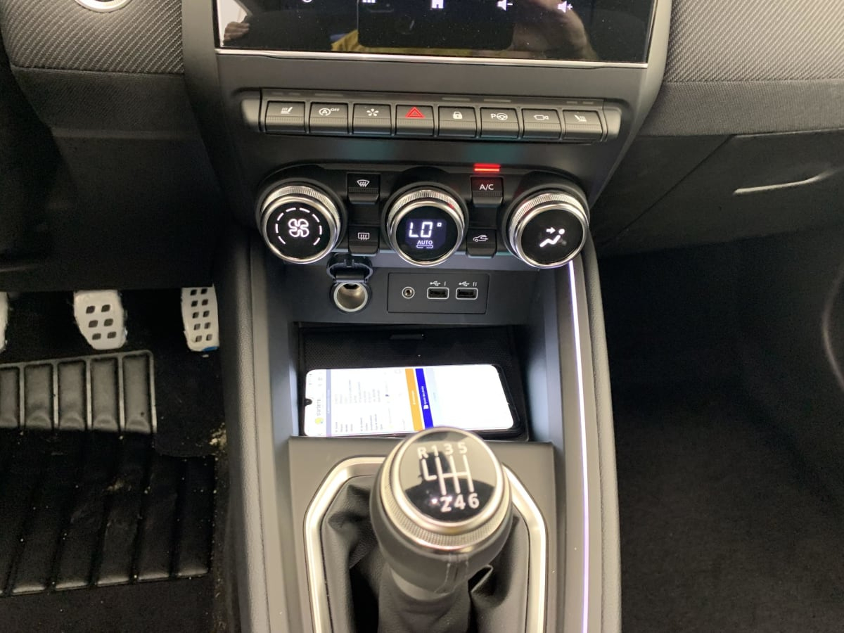 Renault Clio 5 — photo 20