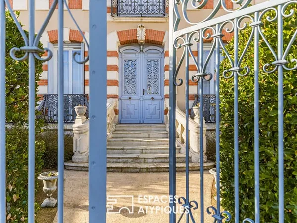 Majestueuse villa bourgeoise de 1891 entre art de vivre et patrimoine