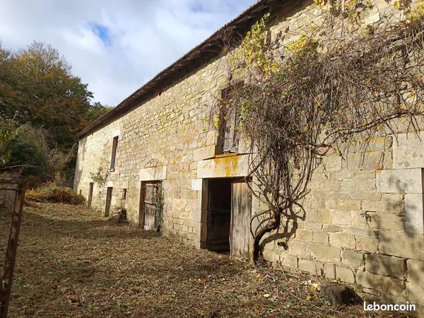 Grange en pierres de taille