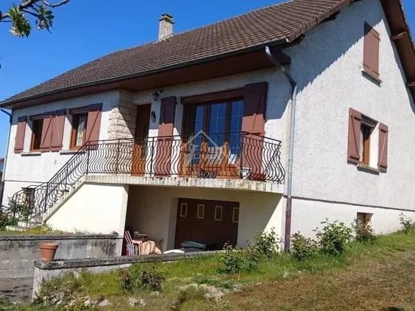 Propriété 11 pièces 137 m²