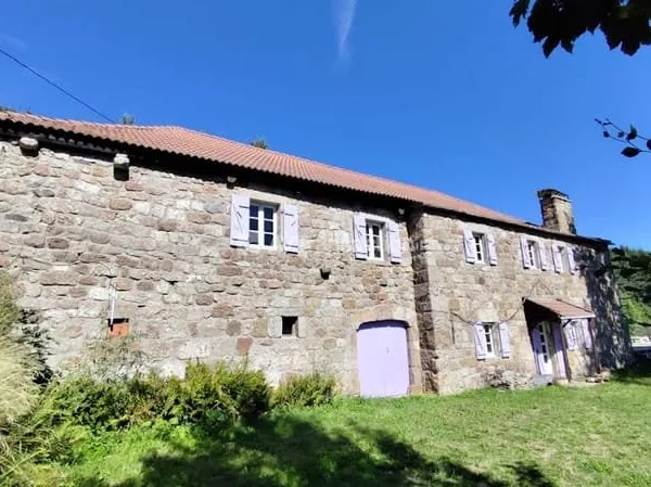 Maison 8 pièces 270 m²