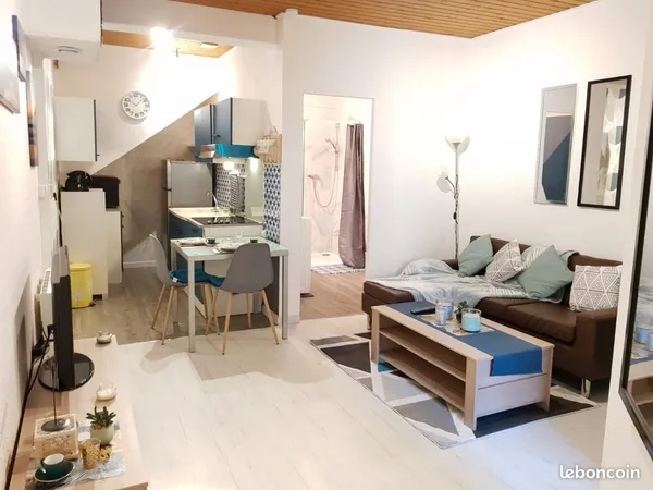 À VENDRE - F2 MEUBLÉ 36 m² - FAUBOURG RIVOTTE - VUE SUR LE DOUBS