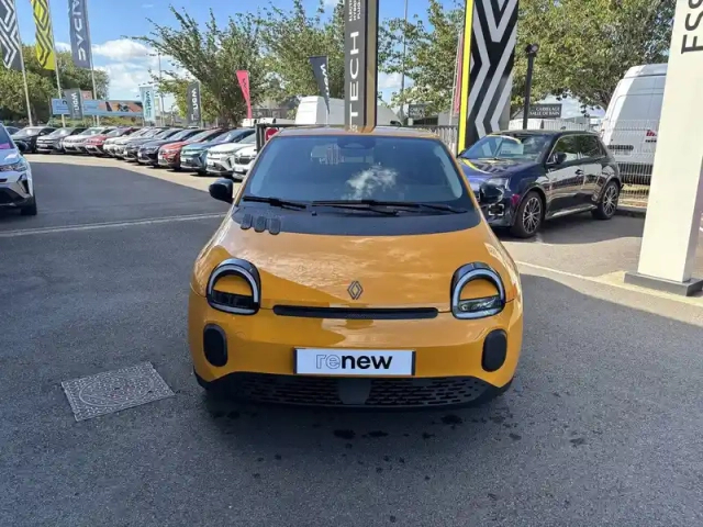Renault Twingo e-tech electrique 80 ch autonomie urbaine — photo 8