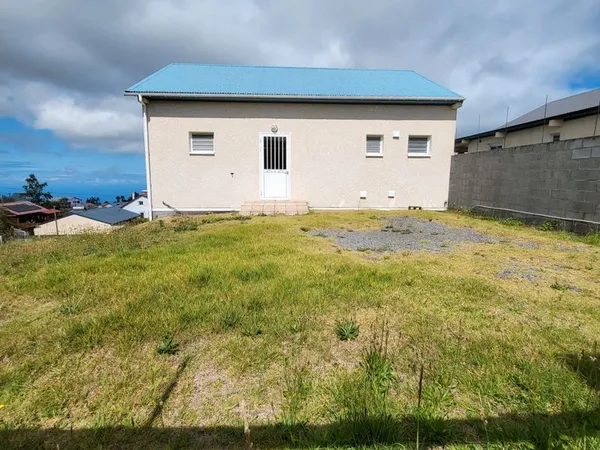 Maison Location Le Tampon 3p 110m² 1800€