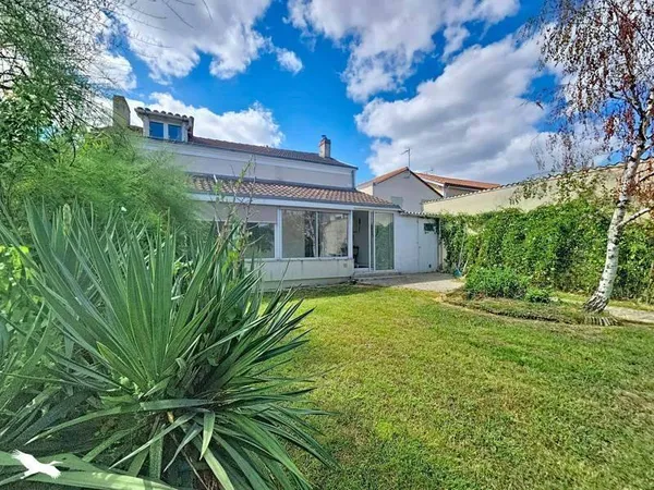 Maison 6 pièces 140 m²