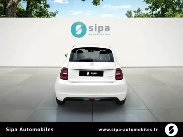 Fiat 500 e 95 ch — photo 4