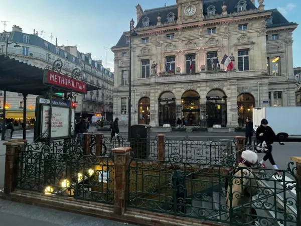 Loue appartement 30m² longue durée / à partager. Disponible les dimanche lundi mardi soir