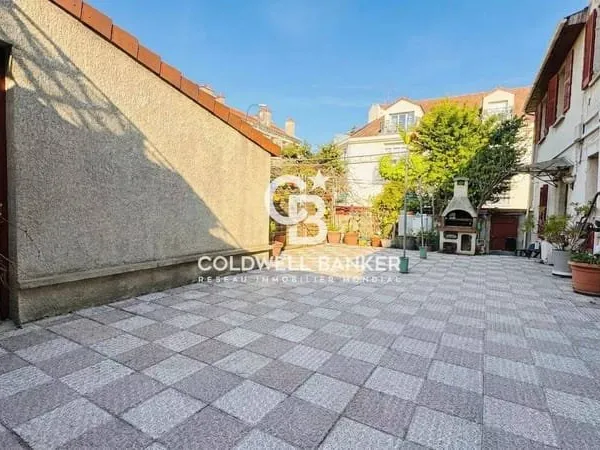 Maison 11 pièces 200 m²