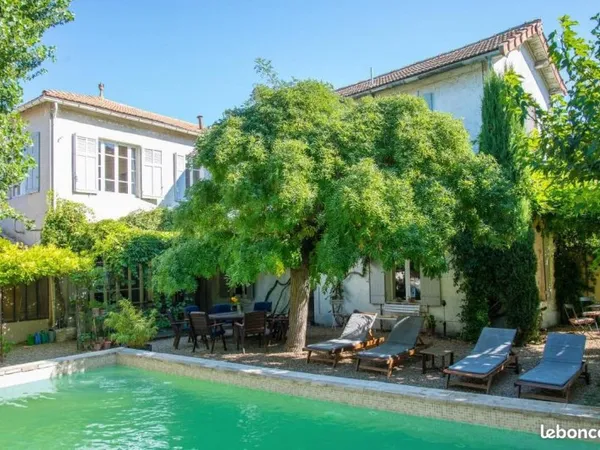 Propriété 12 pièces 350 m²