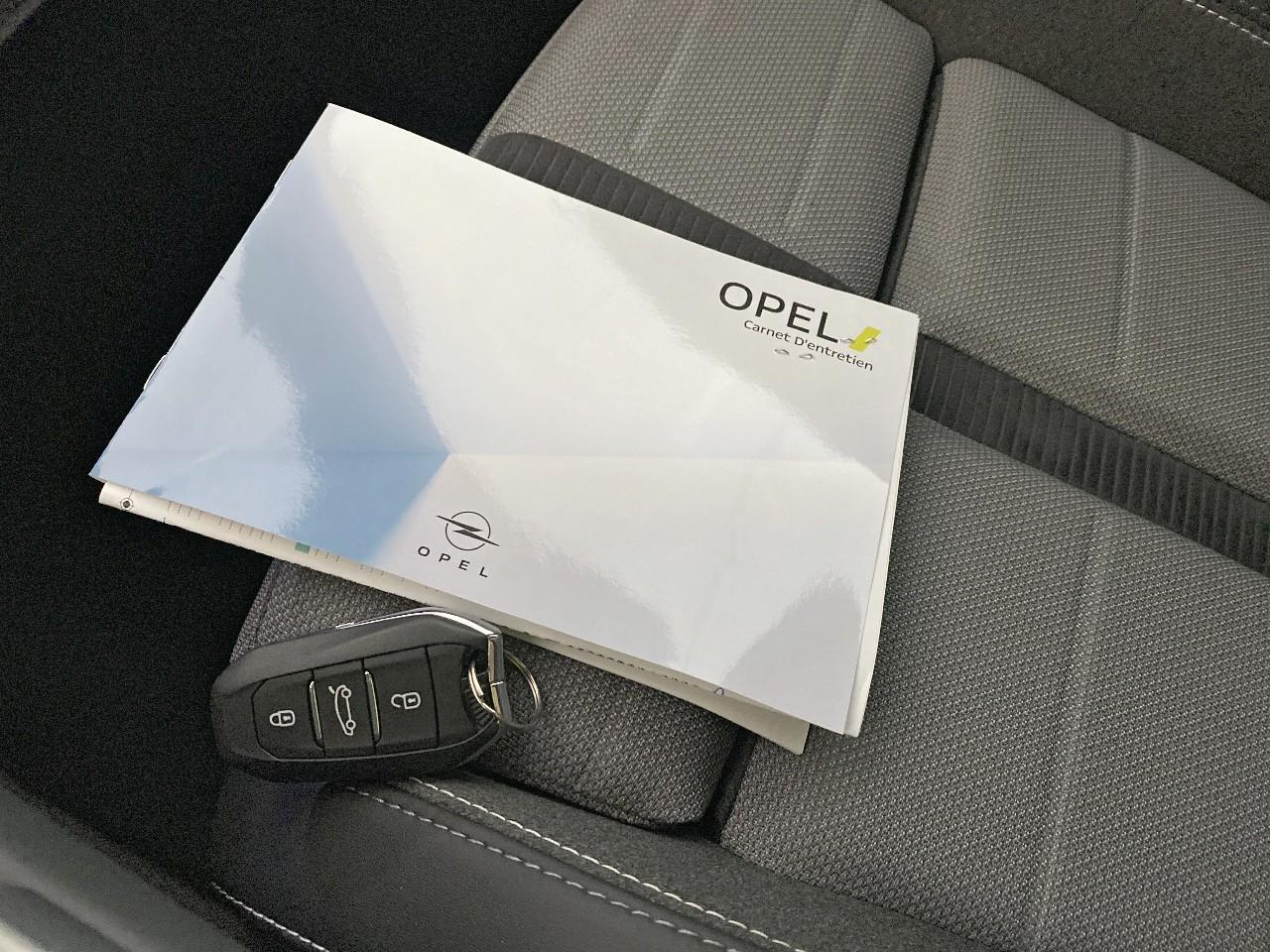 Opel Grandland 1.2 turbo hybrid 145 ch e-dct6 gs — photo 18