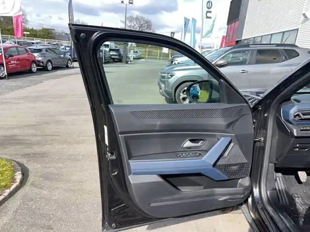 Dacia Duster mild hybrid 130 — photo 63