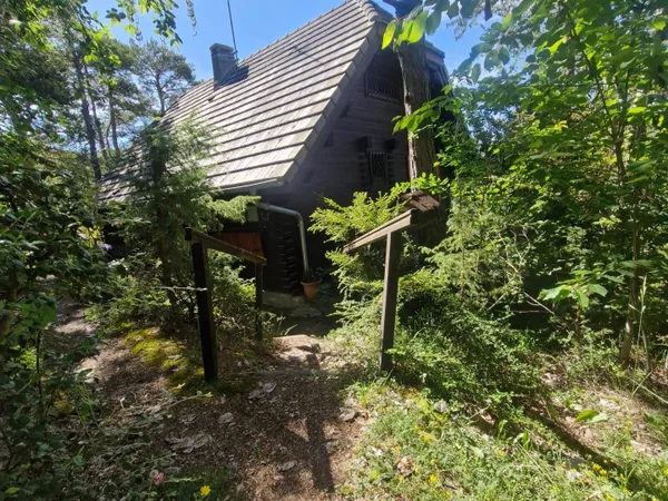 Joli chalet orienté sud avec vu dégagée sur la vallée