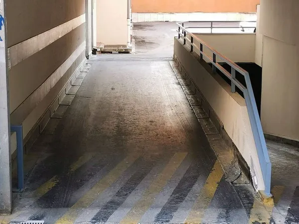 Parking 4 m²