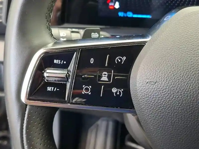Renault Megane e-tech ev60 220 ch super charge — photo 33