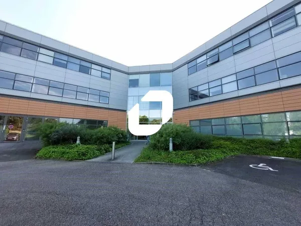 Bureaux 964 m²