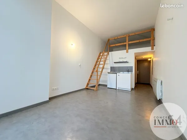 Studio 1 pièce 23 m²