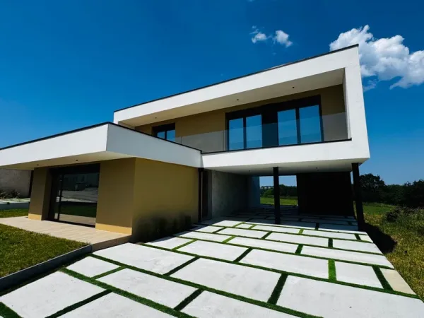 Maison 7 pièces 140 m²