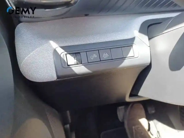 Citroën C3 Aircross hybride 145 ch aut — photo 15
