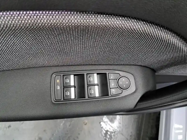 Renault Captur tce 90 ch — photo 114