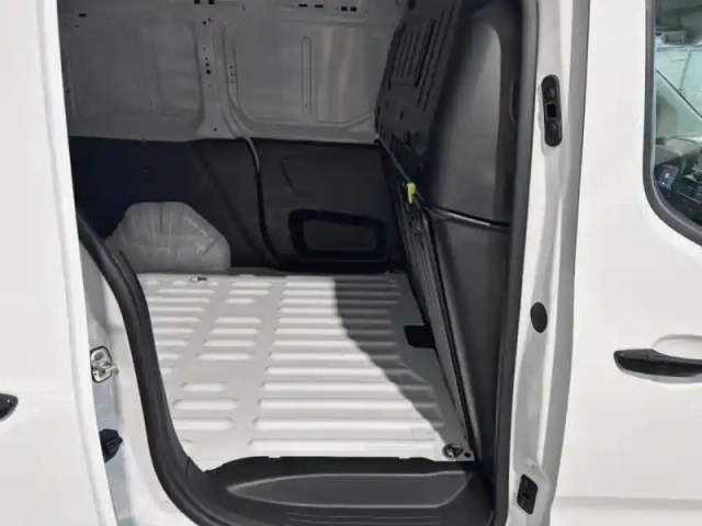 Citroën Berlingo van m charge utile majorée diesel 130ch pack premium connect — photo 10