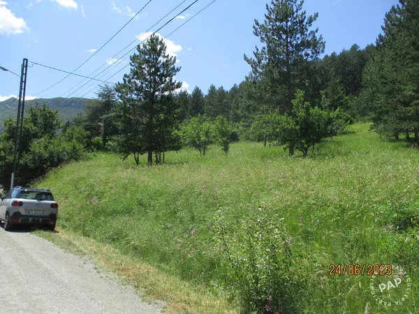 Terrain 5167 m²