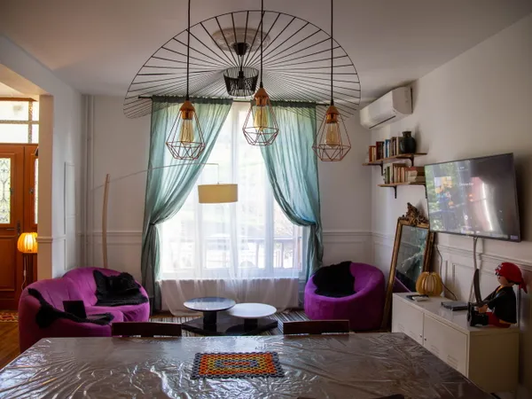 Loue chambre en colocation dans maison