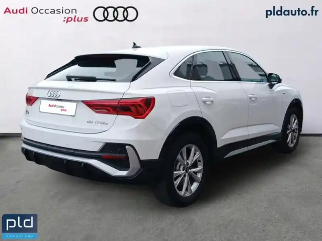 Audi Q3 sportback 45 tfsie  245 ch s tronic 6 — photo 5