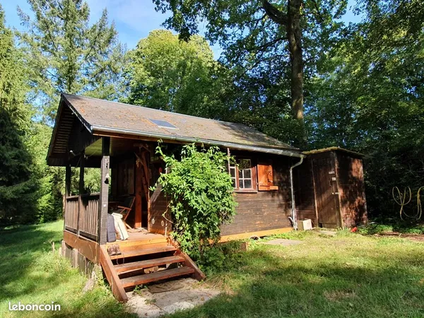Chalet et terrain de loisir de 3500m2 dans le perche