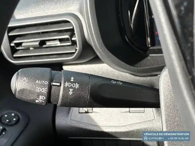 Citroën Berlingo van taille m 650kg bluehdi 100 s&amp;s bvm6 — photo 96