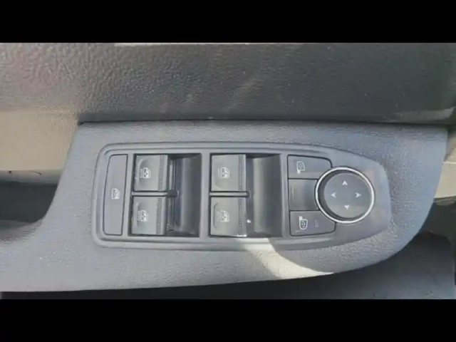 Renault Clio 1.0 tce 100ch evolution gpl — photo 12
