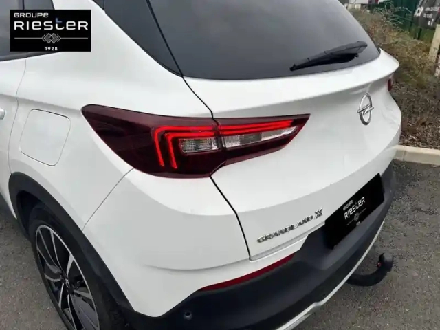 Opel Grandland X hybrid 225 ch bva8 — photo 17