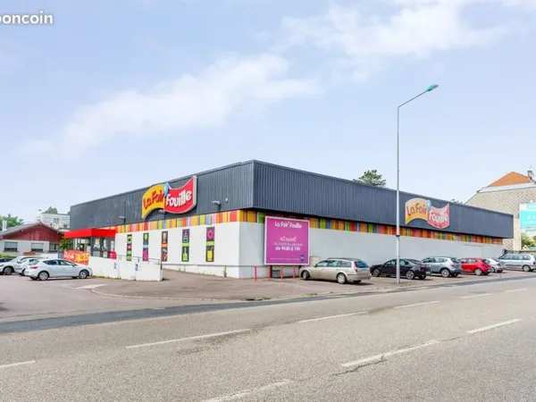Local 2600 m² Forbach